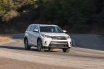 Toyota Highlander Limited Hybrid 2016 года